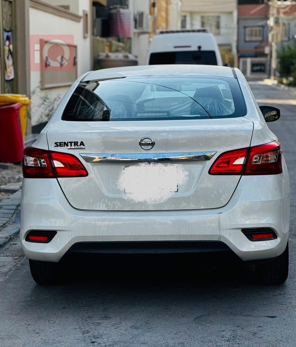 نیسان سێنترا